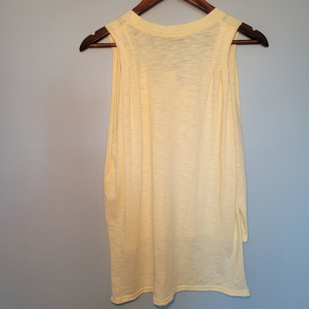 NWT Out From Under Urban Outfitters Sleeveless Hi-Lo Tank Womens SizeXS LtYellow - Picture 2 of 9